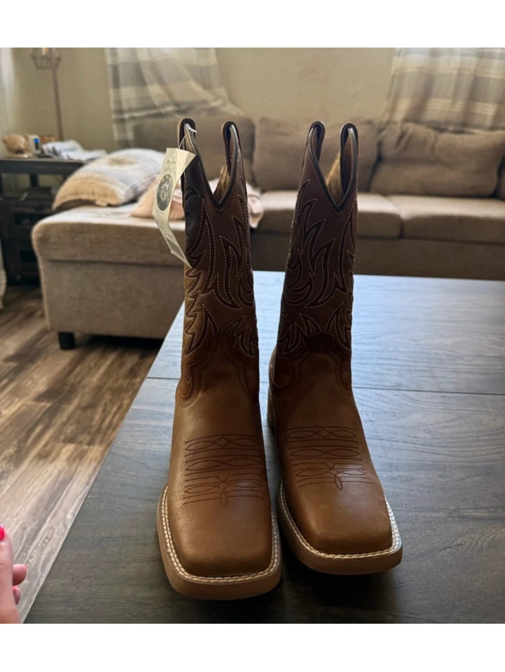 Brown Western Cowboy Boots with Decorative Stitching